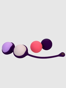 RihanneS Pussy Playballs (vier) Packshot Amorana