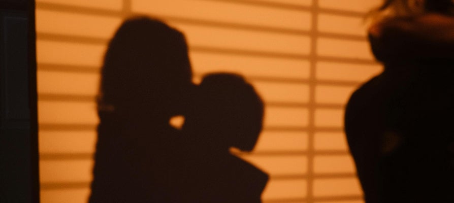 Couple kissing silhouette